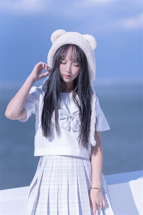 过期米线线喵：用创意与魅力征服网络世界，粉丝为何为她疯狂 第2张