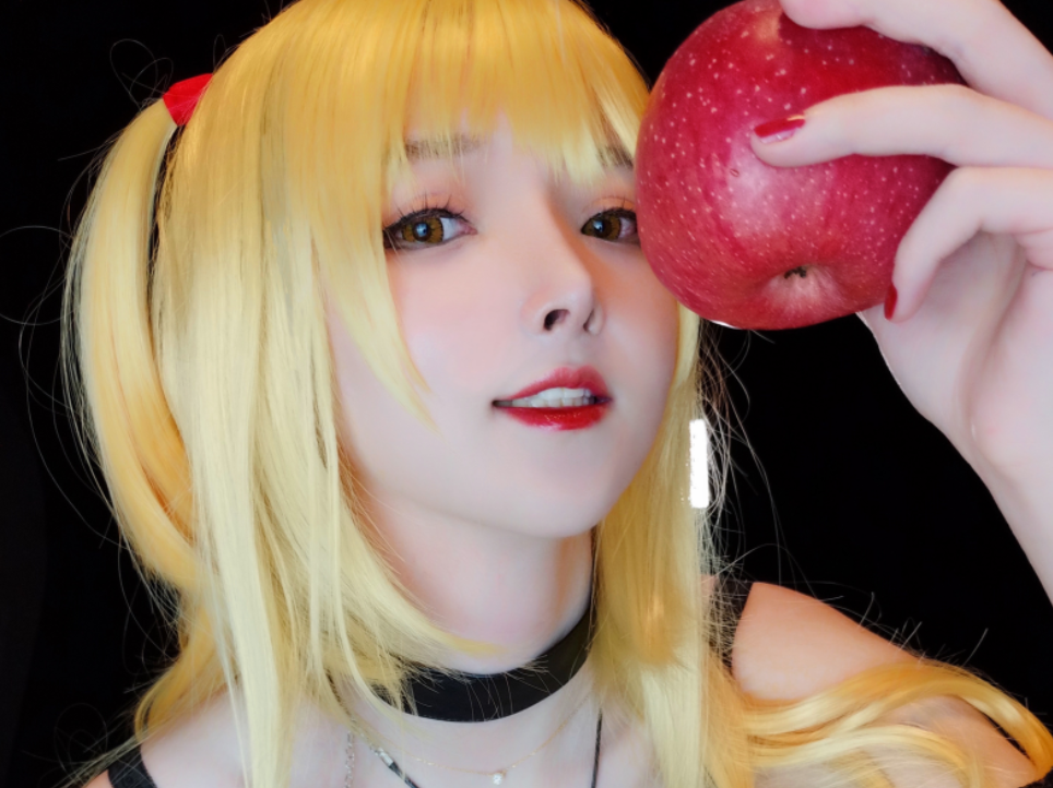 一小央泽：从清纯少女到性感女神的蜕变之路 第3张