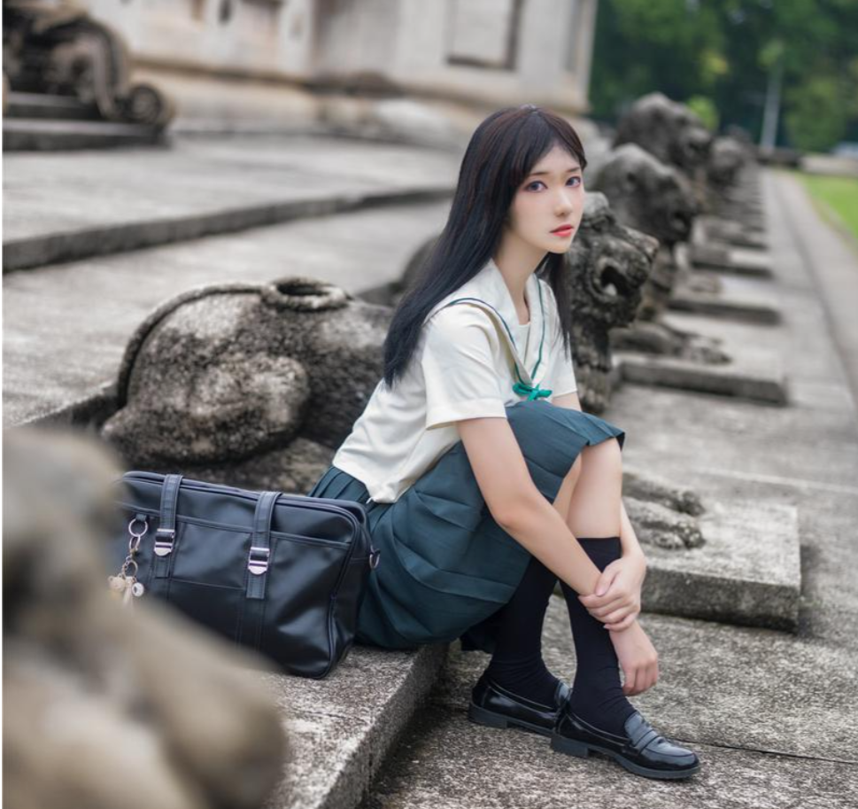 南桃Momoko：这位气质爆棚的小姐姐，不仅颜值高，还有无限魅力！ 第3张