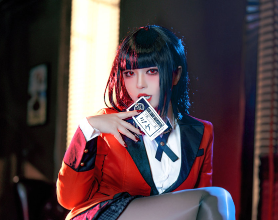 半半子：甜美与魅力并存的Coser，带你走进二次元的奇妙世界！ 第2张